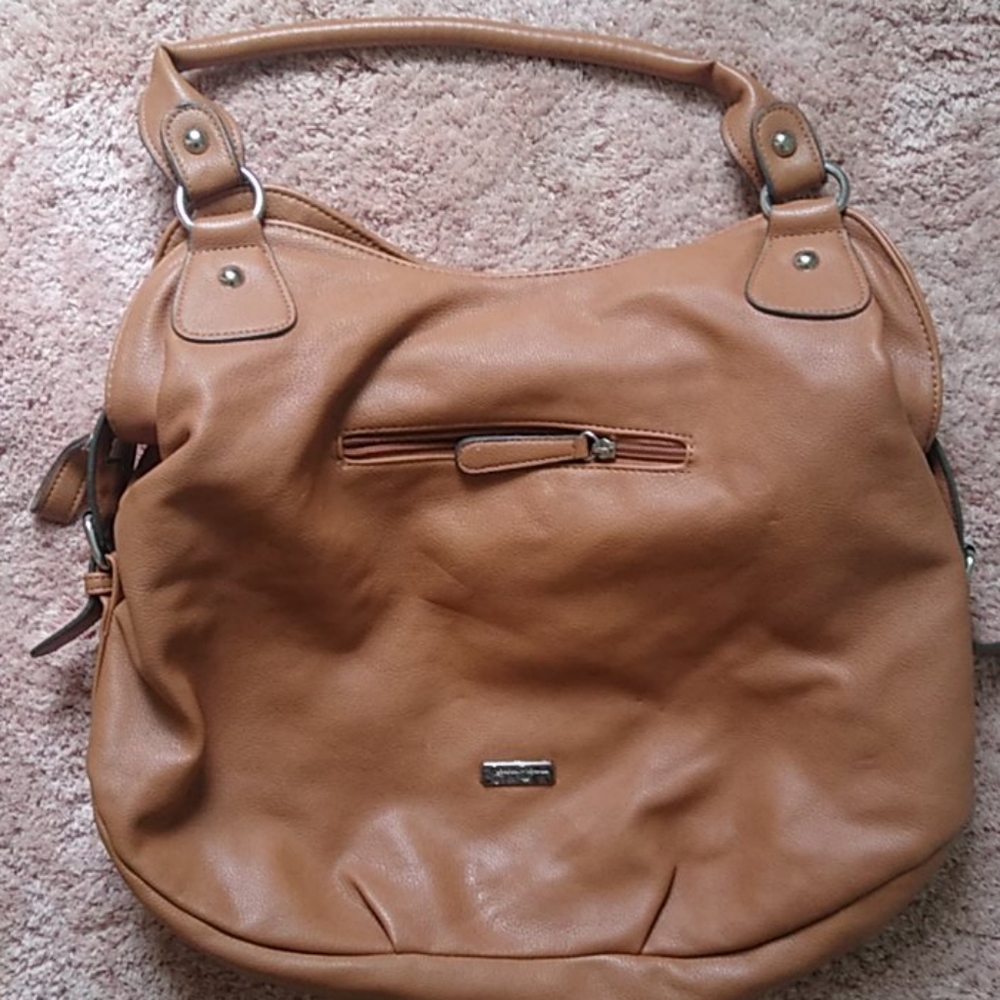 Beautiful Jessica Simpson Purse 🖤